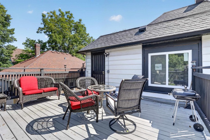 1541 West, ROCKFORD, Illinois 61102, ,2 Units,For Sale,West,202605359
