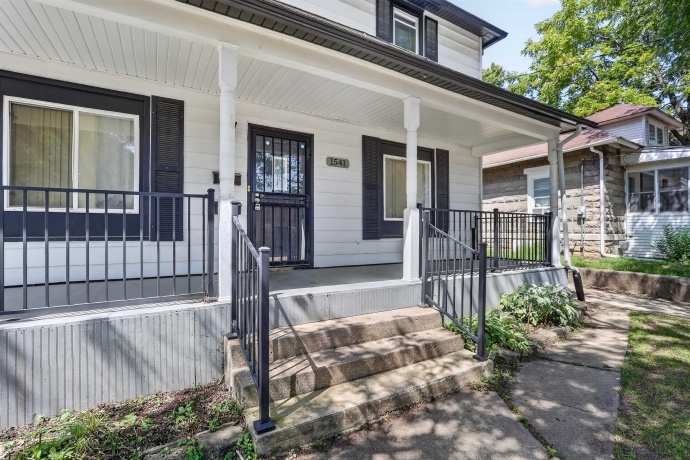 1541 West, ROCKFORD, Illinois 61102, ,2 Units,For Sale,West,202605359