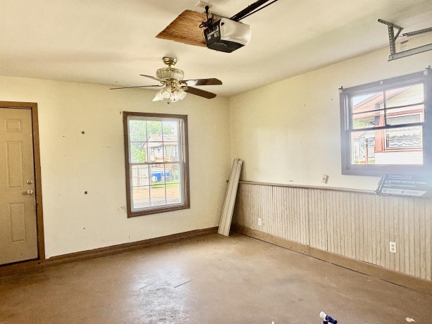 621 8th, BELVIDERE, Illinois 61008, 4 Bedrooms Bedrooms, ,1 BathroomBathrooms,House,For Sale,8th,202604395