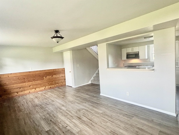 621 8th, BELVIDERE, Illinois 61008, 4 Bedrooms Bedrooms, ,1 BathroomBathrooms,House,For Sale,8th,202604395
