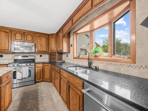 305 Congress, POLO, Illinois 61064, 3 Bedrooms Bedrooms, ,2 BathroomsBathrooms,House,For Sale,Congress,202605364