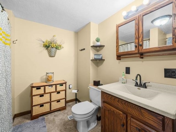 305 Congress, POLO, Illinois 61064, 3 Bedrooms Bedrooms, ,2 BathroomsBathrooms,House,For Sale,Congress,202605364