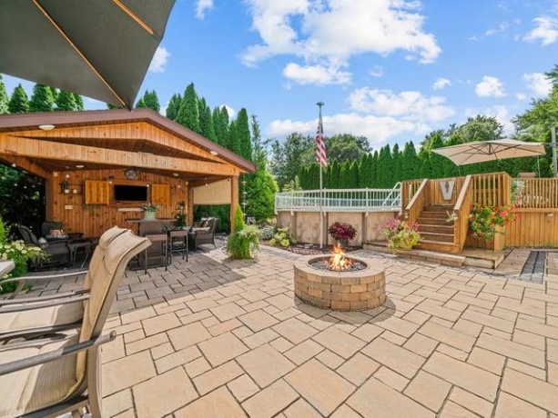 305 Congress, POLO, Illinois 61064, 3 Bedrooms Bedrooms, ,2 BathroomsBathrooms,House,For Sale,Congress,202605364