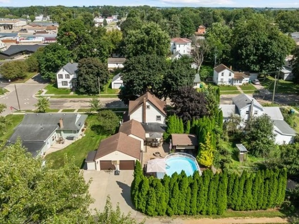 305 Congress, POLO, Illinois 61064, 3 Bedrooms Bedrooms, ,2 BathroomsBathrooms,House,For Sale,Congress,202605364