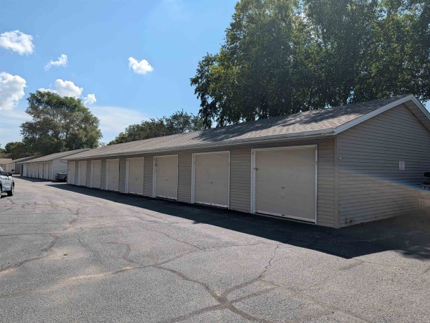 5553 Andrews, ROSCOE, Illinois 61073, ,5+ Units,For Sale,Andrews,202605366