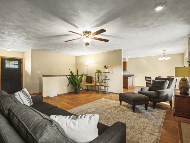 7733 Edwin, LOVES PARK, Illinois 61111, 3 Bedrooms Bedrooms, ,2 BathroomsBathrooms,House,For Sale,Edwin,202605162