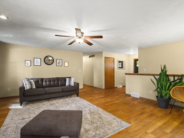 7733 Edwin, LOVES PARK, Illinois 61111, 3 Bedrooms Bedrooms, ,2 BathroomsBathrooms,House,For Sale,Edwin,202605162