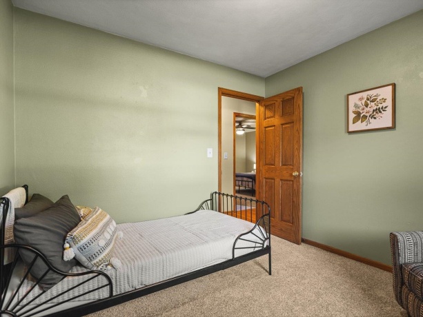 7733 Edwin, LOVES PARK, Illinois 61111, 3 Bedrooms Bedrooms, ,2 BathroomsBathrooms,House,For Sale,Edwin,202605162