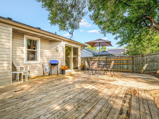 7733 Edwin, LOVES PARK, Illinois 61111, 3 Bedrooms Bedrooms, ,2 BathroomsBathrooms,House,For Sale,Edwin,202605162