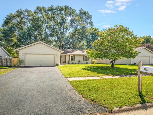 7733 Edwin, LOVES PARK, Illinois 61111, 3 Bedrooms Bedrooms, ,2 BathroomsBathrooms,House,For Sale,Edwin,202605162