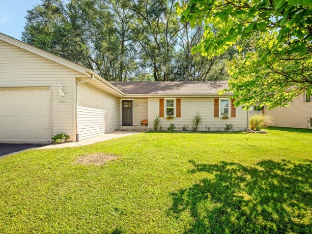 7733 Edwin, LOVES PARK, Illinois 61111, 3 Bedrooms Bedrooms, ,2 BathroomsBathrooms,House,For Sale,Edwin,202605162