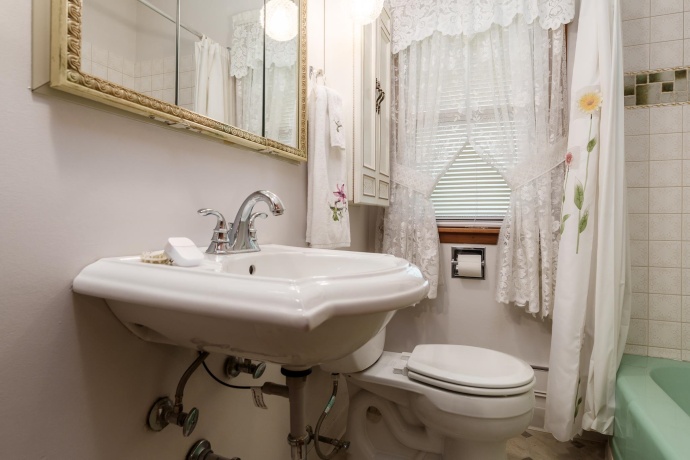 2811 HORTON, ROCKFORD, Illinois 61109, 3 Bedrooms Bedrooms, ,1 BathroomBathrooms,House,For Sale,HORTON,202605371