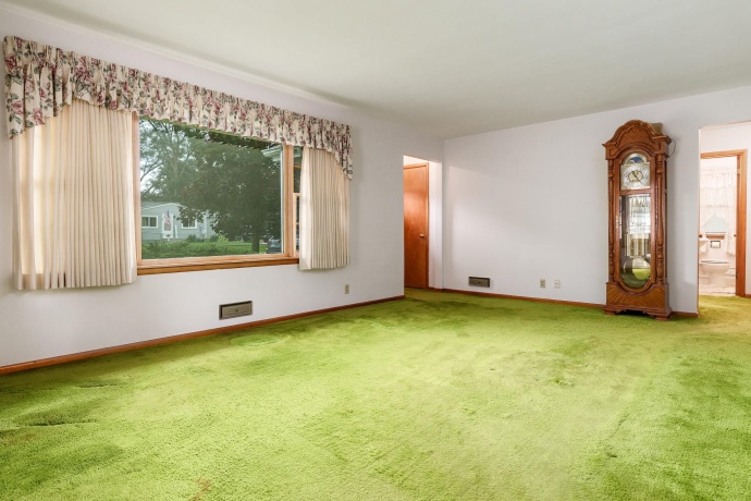 2811 HORTON, ROCKFORD, Illinois 61109, 3 Bedrooms Bedrooms, ,1 BathroomBathrooms,House,For Sale,HORTON,202605371