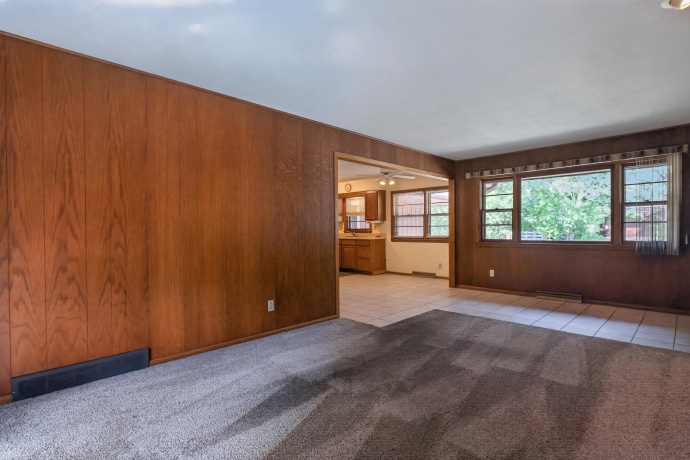 1112 Prestwick, ROCKFORD, Illinois 61107, 3 Bedrooms Bedrooms, ,2 BathroomsBathrooms,House,For Sale,Prestwick,202605372