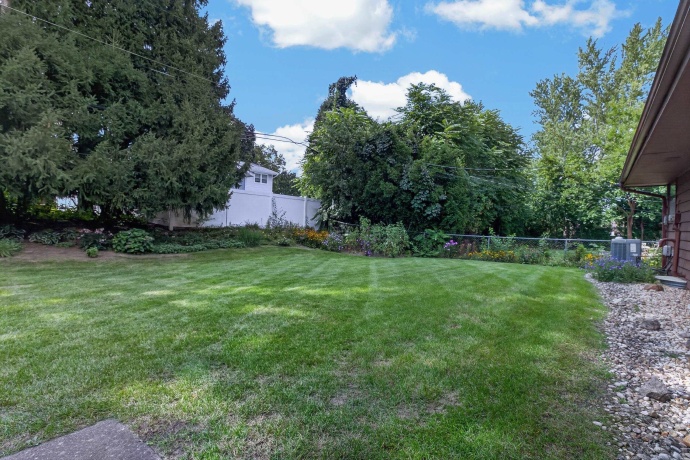 1112 Prestwick, ROCKFORD, Illinois 61107, 3 Bedrooms Bedrooms, ,2 BathroomsBathrooms,House,For Sale,Prestwick,202605372