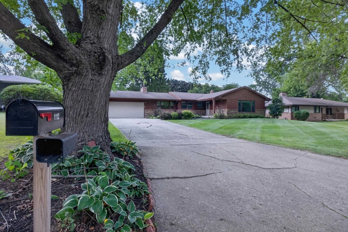 1112 Prestwick, ROCKFORD, Illinois 61107, 3 Bedrooms Bedrooms, ,2 BathroomsBathrooms,House,For Sale,Prestwick,202605372