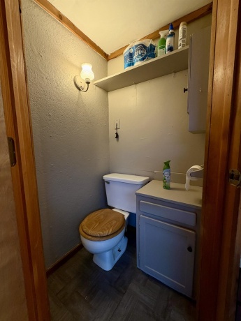 5303 River View, THOMSON, Illinois 61285, 3 Bedrooms Bedrooms, ,1 BathroomBathrooms,House,For Sale,River View,202605373