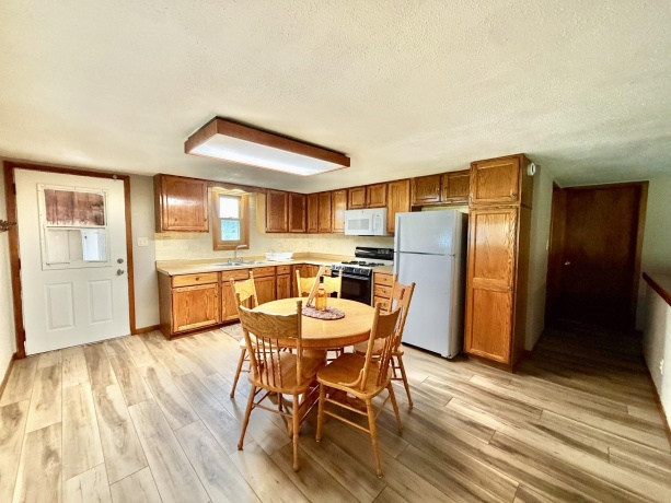 5303 River View, THOMSON, Illinois 61285, 3 Bedrooms Bedrooms, ,1 BathroomBathrooms,House,For Sale,River View,202605373