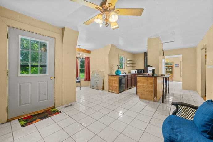 661 Red Oak, CHANA, Illinois 61015, 5 Bedrooms Bedrooms, ,3 BathroomsBathrooms,House,For Sale,Red Oak,202604538