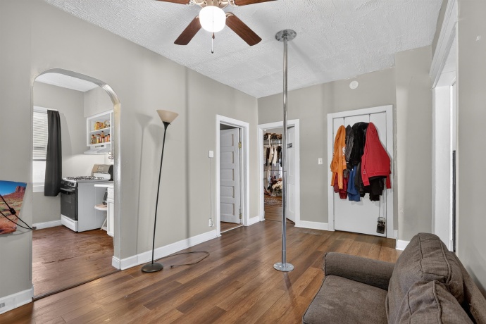 1541 West, ROCKFORD, Illinois 61102, ,2 Units,For Sale,West,202605378