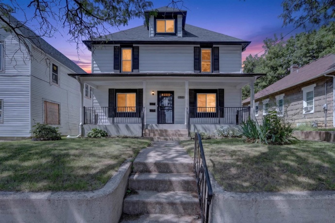 1541 West, ROCKFORD, Illinois 61102, ,2 Units,For Sale,West,202605378