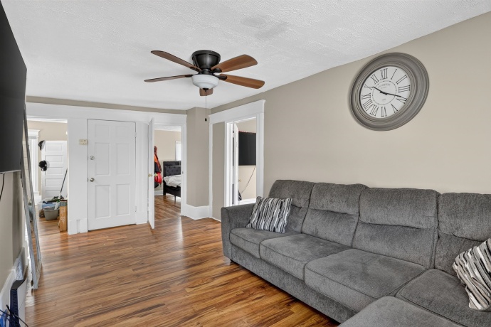 1541 West, ROCKFORD, Illinois 61102, ,2 Units,For Sale,West,202605378
