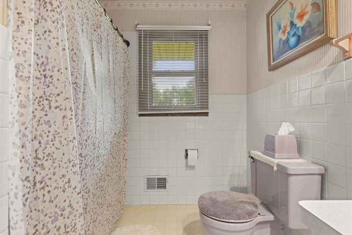 9304 LAWSON, MACHESNEY PARK, Illinois 61115, 3 Bedrooms Bedrooms, ,1 BathroomBathrooms,House,For Sale,LAWSON,202605375