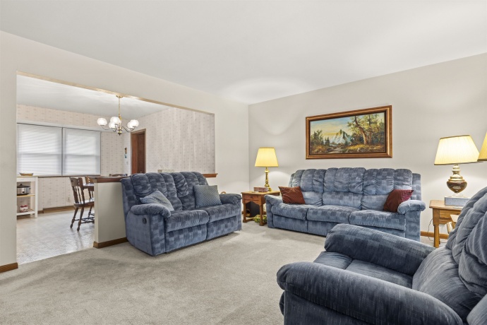 9304 LAWSON, MACHESNEY PARK, Illinois 61115, 3 Bedrooms Bedrooms, ,1 BathroomBathrooms,House,For Sale,LAWSON,202605375