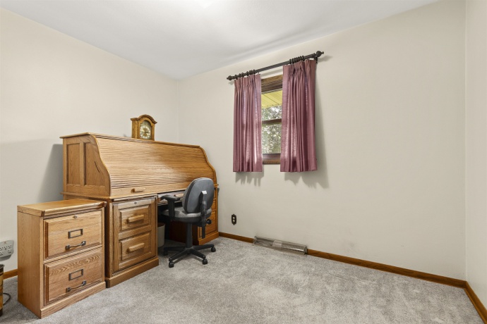 9304 LAWSON, MACHESNEY PARK, Illinois 61115, 3 Bedrooms Bedrooms, ,1 BathroomBathrooms,House,For Sale,LAWSON,202605375