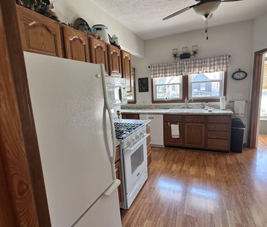 218 Chestnut, SHANNON, Illinois 61078, 3 Bedrooms Bedrooms, ,1 BathroomBathrooms,House,For Sale,Chestnut,202605376