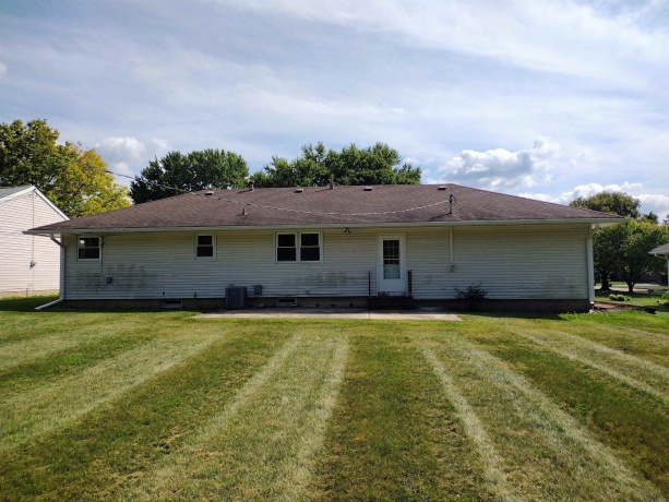 312 11th, PECATONICA, Illinois 61063, 3 Bedrooms Bedrooms, ,1 BathroomBathrooms,House,For Sale,11th,202605379