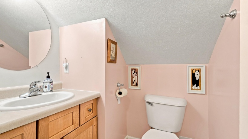228 Hickory, GALENA, Illinois 61036, 3 Bedrooms Bedrooms, ,2 BathroomsBathrooms,House,For Sale,Hickory,202605382