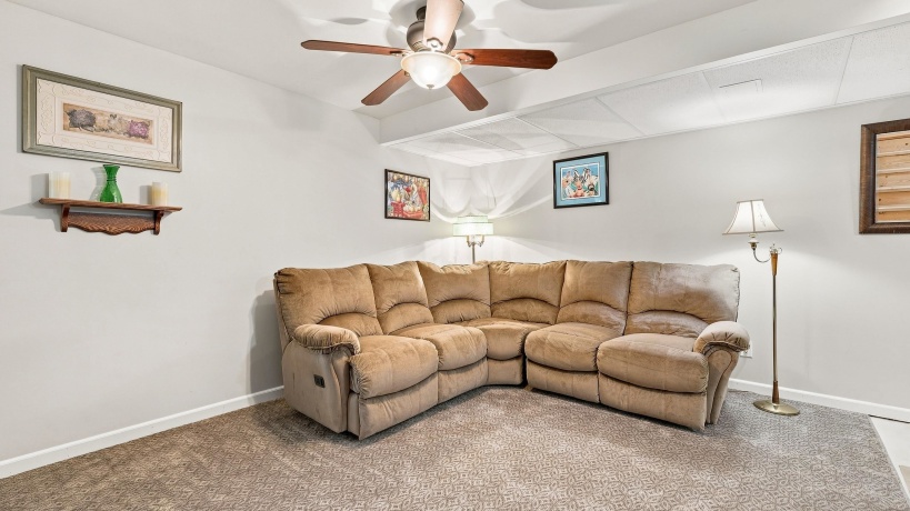 228 Hickory, GALENA, Illinois 61036, 3 Bedrooms Bedrooms, ,2 BathroomsBathrooms,House,For Sale,Hickory,202605382