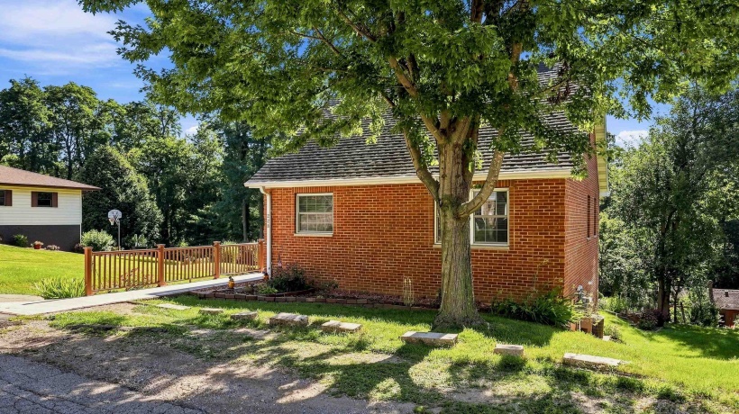 228 Hickory, GALENA, Illinois 61036, 3 Bedrooms Bedrooms, ,2 BathroomsBathrooms,House,For Sale,Hickory,202605382