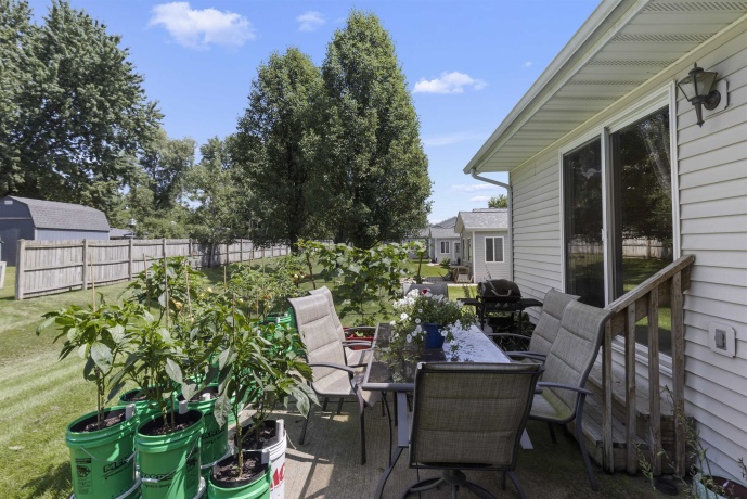 6456 Oak Crest, LOVES PARK, Illinois 61111, 2 Bedrooms Bedrooms, ,2 BathroomsBathrooms,Condominium,For Sale,Oak Crest,202605383