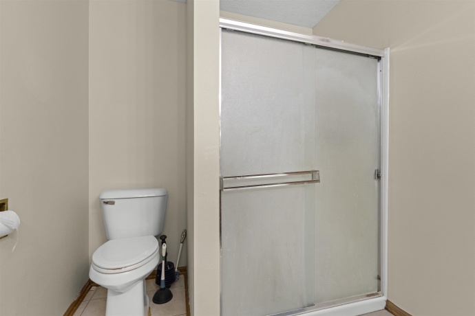 6456 Oak Crest, LOVES PARK, Illinois 61111, 2 Bedrooms Bedrooms, ,2 BathroomsBathrooms,Condominium,For Sale,Oak Crest,202605383