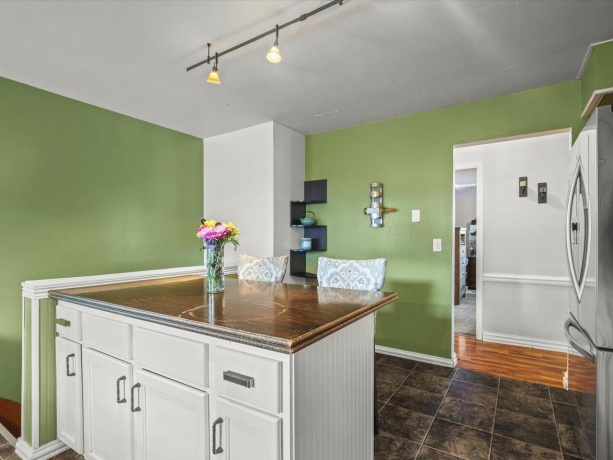 815 Parkside, ROCKFORD, Illinois 61108, 3 Bedrooms Bedrooms, ,1 BathroomBathrooms,House,For Sale,Parkside,202605384