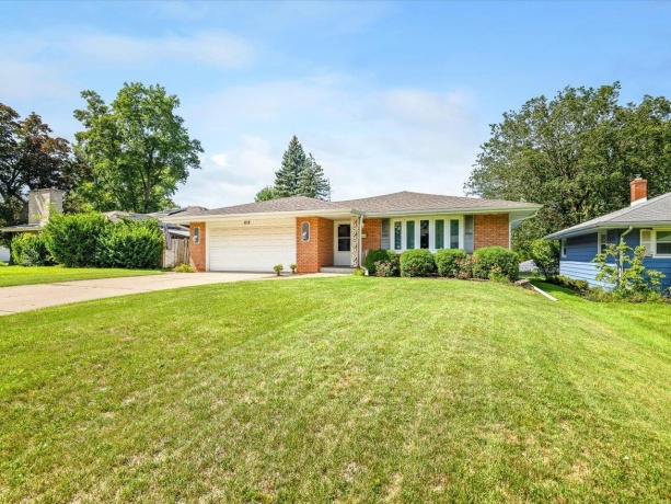815 Parkside, ROCKFORD, Illinois 61108, 3 Bedrooms Bedrooms, ,1 BathroomBathrooms,House,For Sale,Parkside,202605384