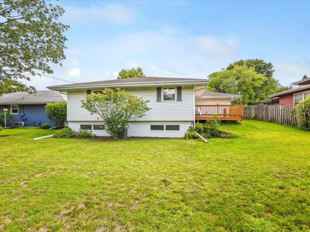 815 Parkside, ROCKFORD, Illinois 61108, 3 Bedrooms Bedrooms, ,1 BathroomBathrooms,House,For Sale,Parkside,202605384