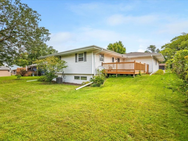 815 Parkside, ROCKFORD, Illinois 61108, 3 Bedrooms Bedrooms, ,1 BathroomBathrooms,House,For Sale,Parkside,202605384
