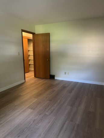 5213 Village, ROCKFORD, Illinois 61108, ,2 Units,For Sale,Village,202605385