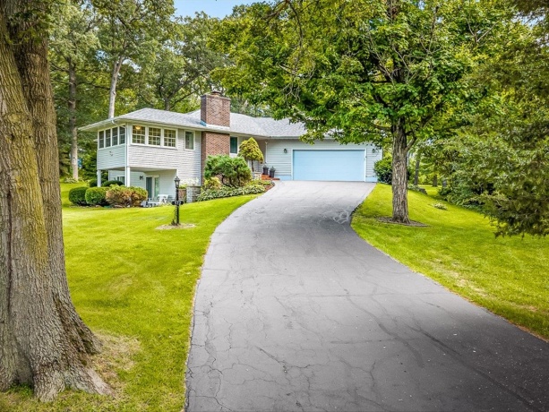 572 Baintree, LAKE SUMMERSET, Illinois 61019, 3 Bedrooms Bedrooms, ,2 BathroomsBathrooms,House,For Sale,Baintree,202605388