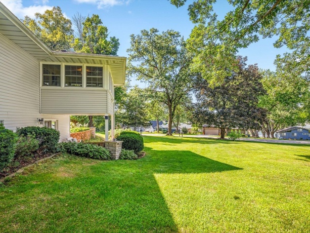 572 Baintree, LAKE SUMMERSET, Illinois 61019, 3 Bedrooms Bedrooms, ,2 BathroomsBathrooms,House,For Sale,Baintree,202605388