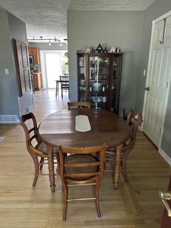 205 Sherwood, LENA, Illinois 61048, 2 Bedrooms Bedrooms, ,1 BathroomBathrooms,House,For Sale,Sherwood,202605389