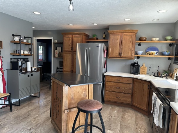 205 Sherwood, LENA, Illinois 61048, 2 Bedrooms Bedrooms, ,1 BathroomBathrooms,House,For Sale,Sherwood,202605389
