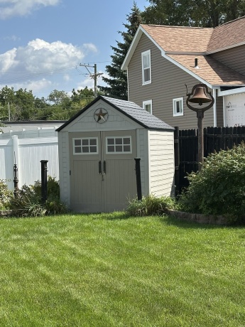 205 Sherwood, LENA, Illinois 61048, 2 Bedrooms Bedrooms, ,1 BathroomBathrooms,House,For Sale,Sherwood,202605389