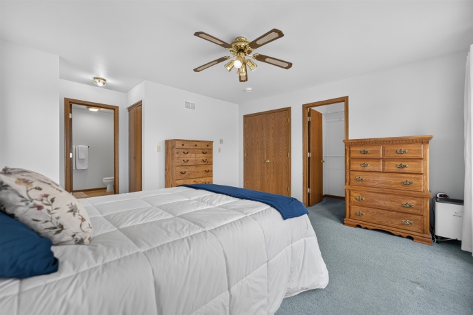 1621 Fox Field, BELVIDERE, Illinois 61008, 4 Bedrooms Bedrooms, ,2 BathroomsBathrooms,House,For Sale,Fox Field,202605391