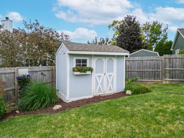 1621 Fox Field, BELVIDERE, Illinois 61008, 4 Bedrooms Bedrooms, ,2 BathroomsBathrooms,House,For Sale,Fox Field,202605391