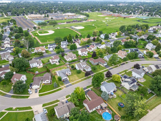 1621 Fox Field, BELVIDERE, Illinois 61008, 4 Bedrooms Bedrooms, ,2 BathroomsBathrooms,House,For Sale,Fox Field,202605391