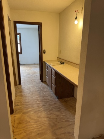 2131 Lancaster Heights, FREEPORT, Illinois 61032, 3 Bedrooms Bedrooms, ,2 BathroomsBathrooms,House,For Sale,Lancaster Heights,202605393